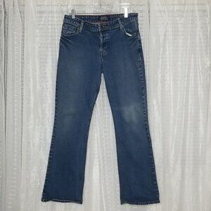 2/$25 or 3/$30 Levi's Button Fly Low Rise Boot Cut Blue Jeans Sz13